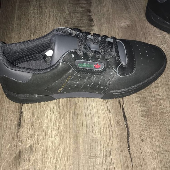 Adidas yeezy powerphase - Picture 6 of 8